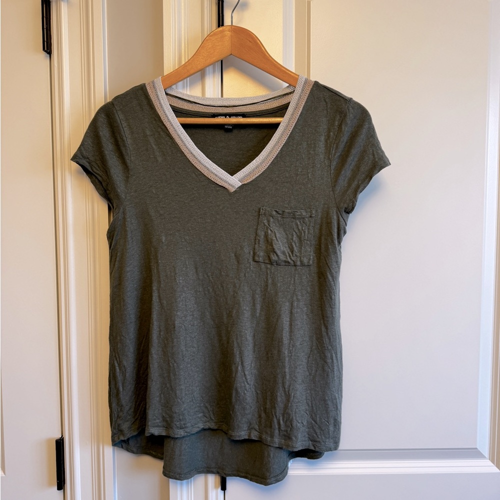 Cable and Gauge linen blend tshirt L
